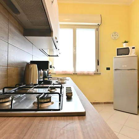 아파트 Izzhome