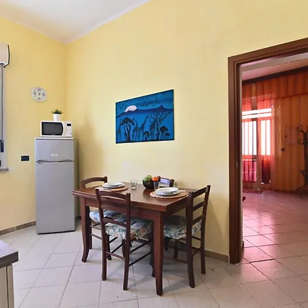 아파트 Izzhome 풀라