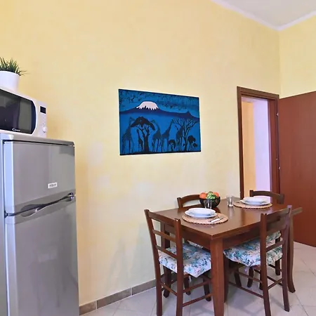 アパート Izzhome